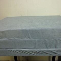 未使用/新品　訳あり特価　圧縮開放品　マットレス シングル厚み10cm高反発(R) 密度25D 硬さ190N 三つ折り 敷布団 パイルの画像