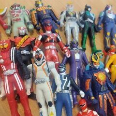 仮面ライダー、戦隊ヒーローフィギュアの画像