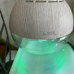 加湿器(光るけどジャンク品)の画像