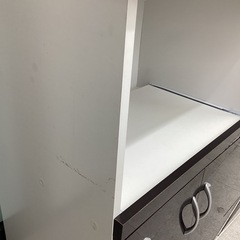 【取りに来られる方限定】3枚扉
レンジボードの画像