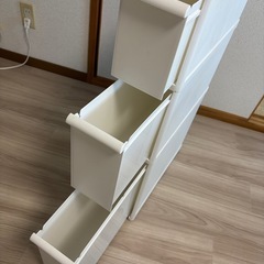隙間収納ケースの画像
