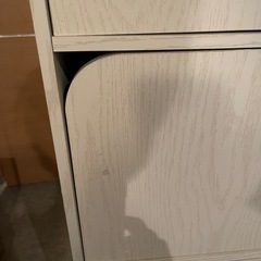 ニトリの棚　3段シェルフ　扉付きの画像