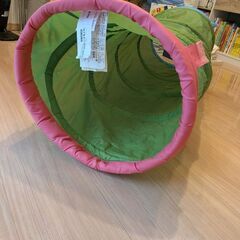 IKEA　トンネルのおもちゃの画像