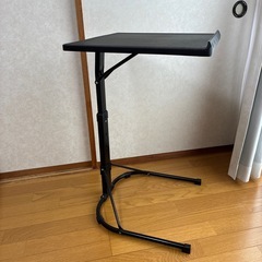 サイドテーブルの画像