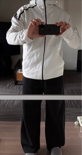 adidasアディダスパーカー