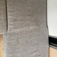 足が伸ばせる3人掛けソファベッドの画像