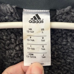 adidasベンチコート？の画像