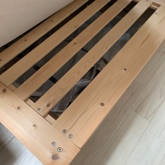 セミダブルのベット二つとマットレス他の画像