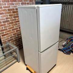美品 2021年製 AQUA ノンフロン冷凍冷蔵庫 の画像