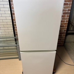 美品 2021年製 AQUA ノンフロン冷凍冷蔵庫 の画像