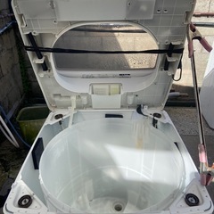 送料・設置込み可　洗濯機　7kg AQUA 2020年【分解クリーニング済み】の画像