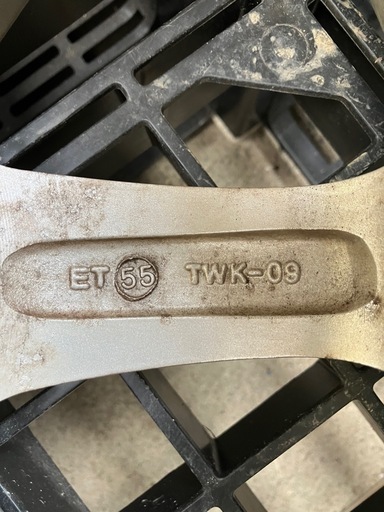 【決定済み】アルミホイール6.5Jx16 5x100