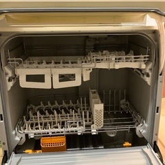 西武立川駅　Panasonic 食器洗い乾燥機 2015年製 NP-TR8 ホワイト　食洗機の画像