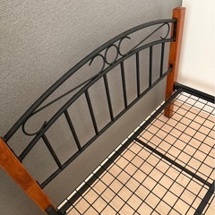 アイアン×ウッドシングルベッドフレーム　パイプベッドの画像