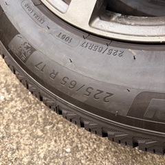 スタッドレスタイヤ　　
の画像