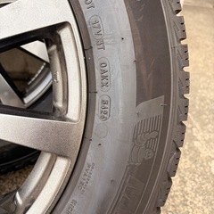 スタッドレスタイヤ　　
の画像