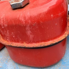 11231😺　まとめて　燃料タンク　携行缶　携帯缶の画像