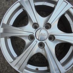 中古アルミホイール　4本set 　Fang　15×6J 100/5H +45　プリウス　ウィッシュ　等に！の画像