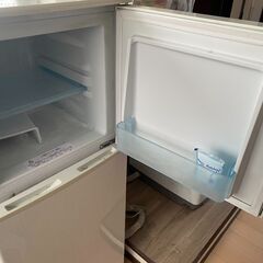 【5,000円】Abitelax 2ドア冷蔵庫 138L AR-143E (スレ・汚れあり) ※11/25(火)取引完了できる方限定の画像