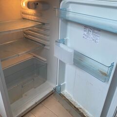 【5,000円】Abitelax 2ドア冷蔵庫 138L AR-143E (スレ・汚れあり) ※11/25(火)取引完了できる方限定の画像