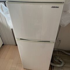 【5,000円】Abitelax 2ドア冷蔵庫 138L AR-143E (スレ・汚れあり) ※11/25(火)取引完了できる方限定の画像