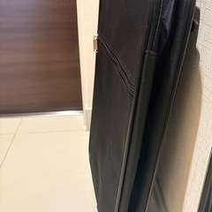 折りたためるスーツケースの画像