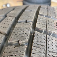 ダンロップ　ウインターマックス　185/65R14 86Qホイル付 スタッドレス４本　使用4ヶ月　美品　　の画像