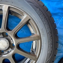 ダンロップ　ウインターマックス　185/65R14 86Qホイル付 スタッドレス４本　使用4ヶ月　美品　　の画像