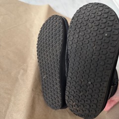 美品
gravis 子供用ブーツ16センチの画像