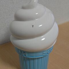 ソフトクリーム貯金箱の画像