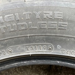 スタッドレスタイヤの画像