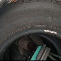 ブリジストン　スタッドレスタイヤ　4本の画像