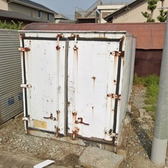 3トントラックコンテナ3箱の画像