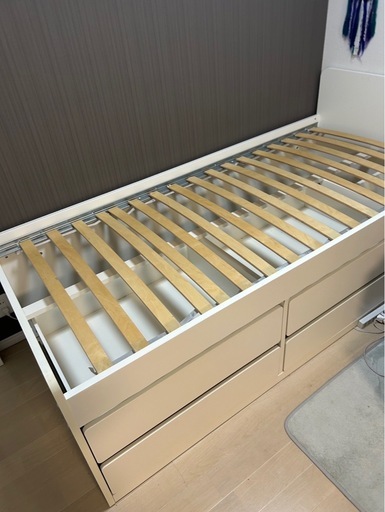 イケア　スレクト 収納棚付き木製シングルベッドフレーム　ホワイト