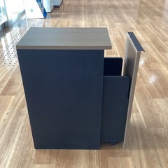 ダストボックス（キャスター付）【町田市再生家具】　1118Bの画像