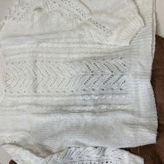 セーター　パンツ　ぬいぐるみの画像