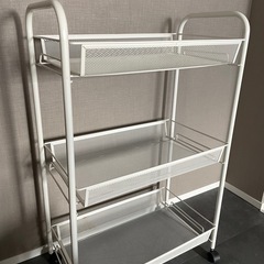 IKEA 可動式ラック ホワイト
の画像