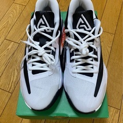 新品Nike Giannis Immortality 3 "White/Black"27.5cmの画像
