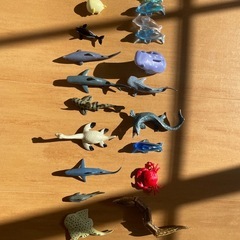 恐竜おもちゃの画像