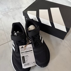 adidas アディダスシューズ24.5センチ　ブラックの画像