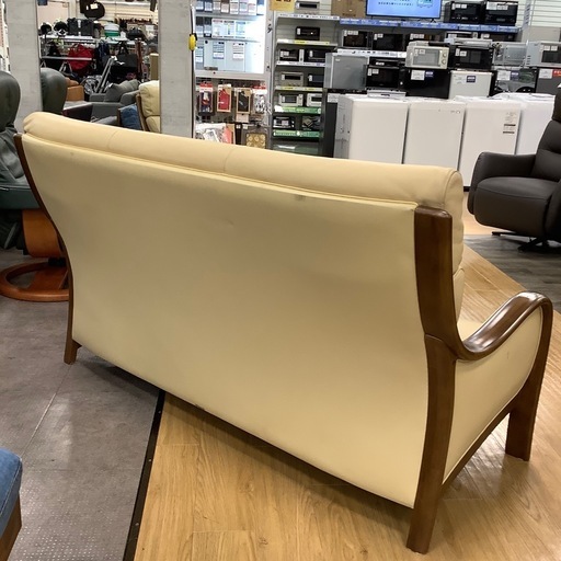【軽トラ貸し出し無料！】direttore 3人掛けソファー　入荷しました！