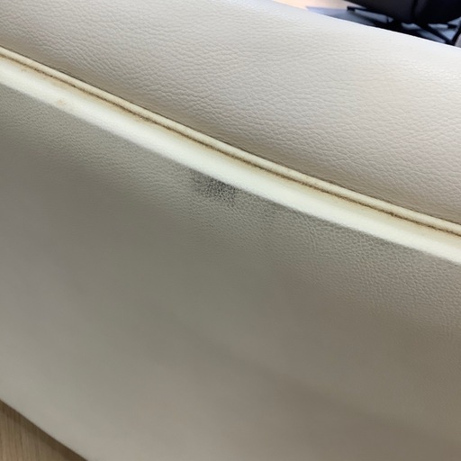 【軽トラ貸し出し無料！】direttore 3人掛けソファー　入荷しました！