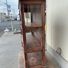 オールドメゾン　アンティーク　ガラス棚（商品番号14857）の画像