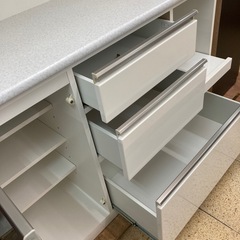 リユースマン倉敷、キッチンボード、ホワイト、収納、棚の画像