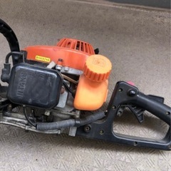 Tanaka タナカ THT-2000  ヘッジトリマー エンジントリマー　の画像