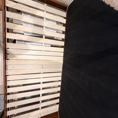 ニトリ　シングルベッドとマットレスのセット棚付きの画像