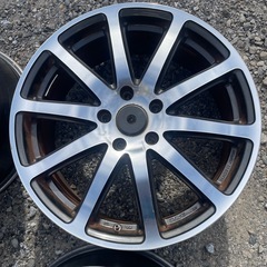 RAYSのホイールの画像