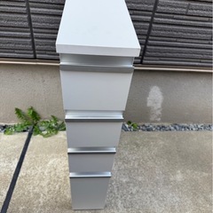 隙間収納チェスト　木製棚　ホワイト　収納棚の画像