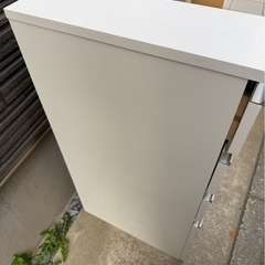 隙間収納チェスト　木製棚　ホワイト　収納棚の画像