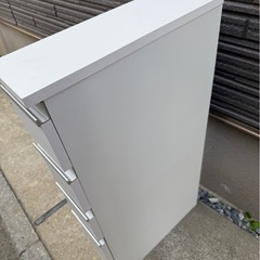 隙間収納チェスト　木製棚　ホワイト　収納棚の画像